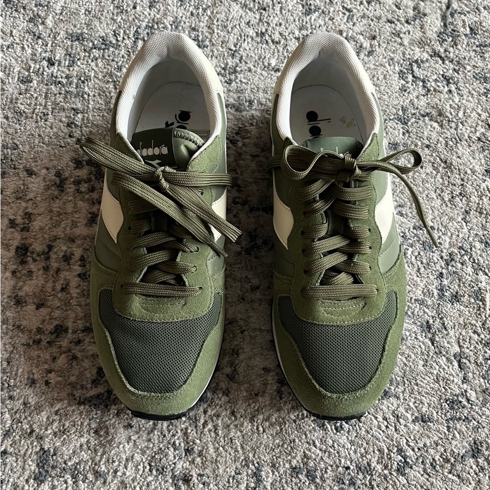 Diadora Green and White Sneakers Retro Design - Picture 5 of 13